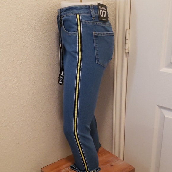 Iris High Rise Skinny Jeans - Picture 4 of 8